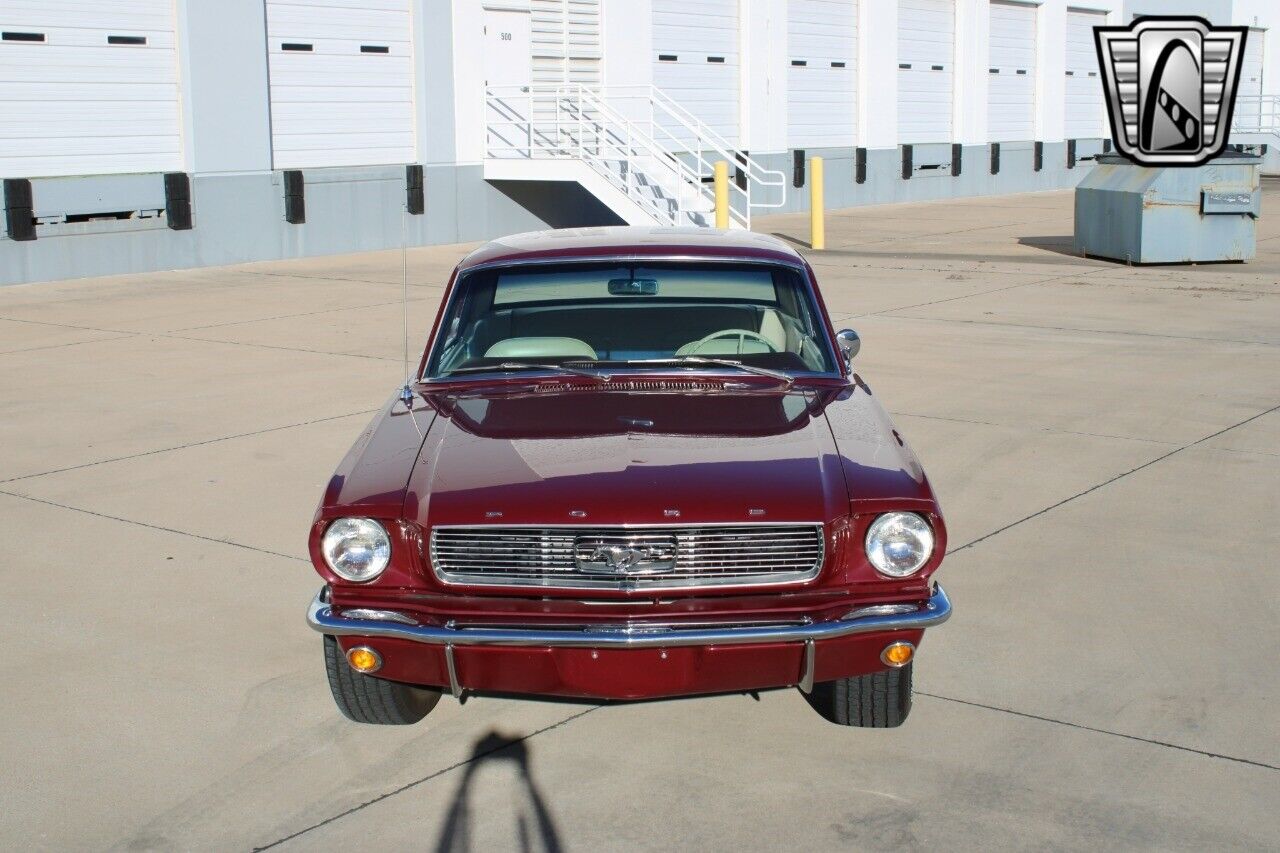 Ford-Mustang-Coupe-1966-Maroon-Tan-157365-7