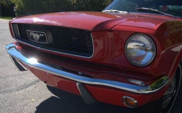 Ford-Mustang-Coupe-1966-Red-Black-106453-10