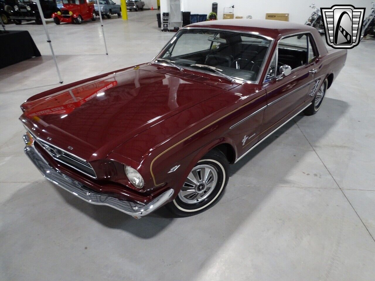 Ford-Mustang-Coupe-1966-Red-Black-119045-2