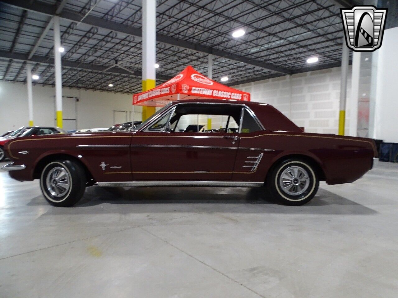 Ford-Mustang-Coupe-1966-Red-Black-119045-3