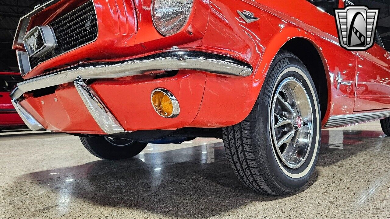 Ford-Mustang-Coupe-1966-Red-Black-162761-10