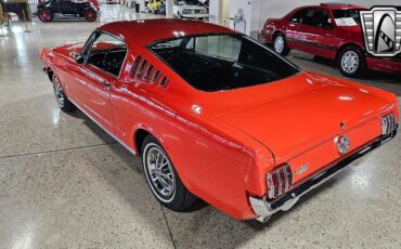 Ford-Mustang-Coupe-1966-Red-Black-162761-3