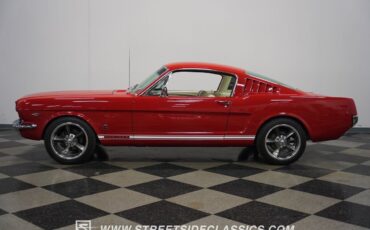 Ford-Mustang-Coupe-1966-Red-White-30635-2