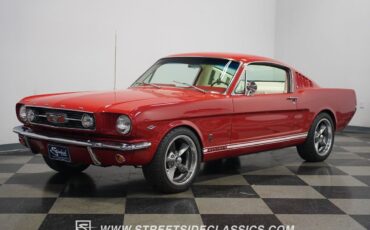 Ford-Mustang-Coupe-1966-Red-White-30635-6