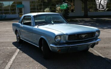 Ford-Mustang-Coupe-1966-Teal-Teal-27515-3