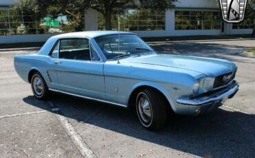 Ford-Mustang-Coupe-1966-Teal-Teal-27515-8