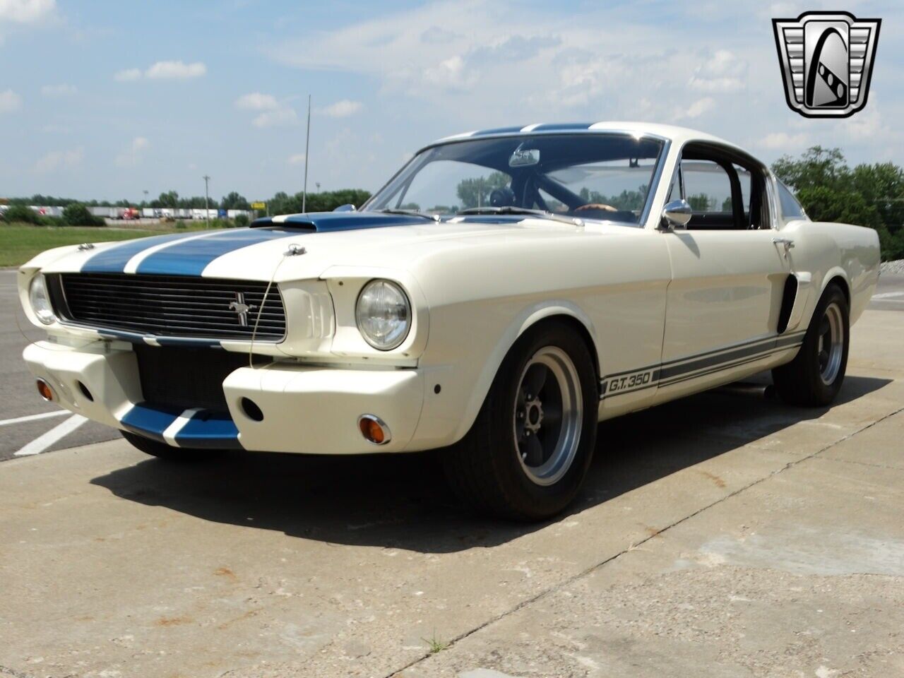 Ford-Mustang-Coupe-1966-White-Black-85109-3