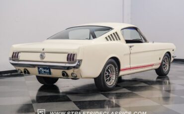 Ford-Mustang-Coupe-1966-White-Red-106447-11