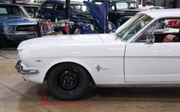 Ford-Mustang-Coupe-1966-White-Red-10673-2