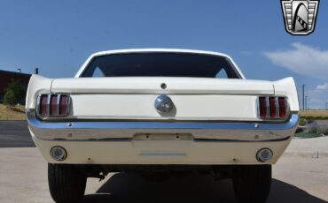 Ford-Mustang-Coupe-1966-White-Red-110700-5