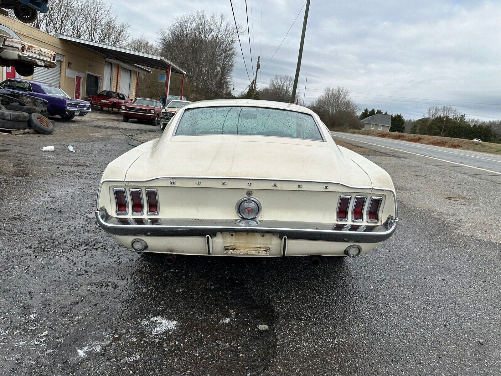 Ford-Mustang-Coupe-1967-198683-2