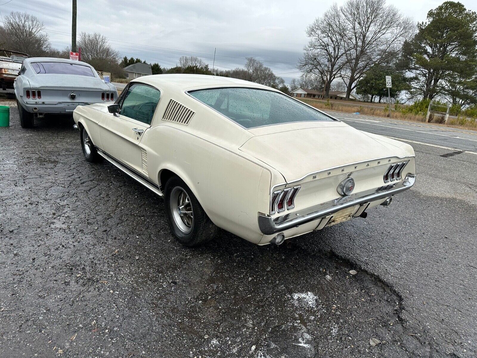 Ford-Mustang-Coupe-1967-198683-4