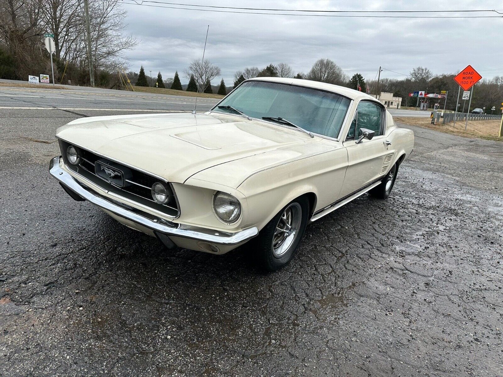 Ford-Mustang-Coupe-1967-198683-5