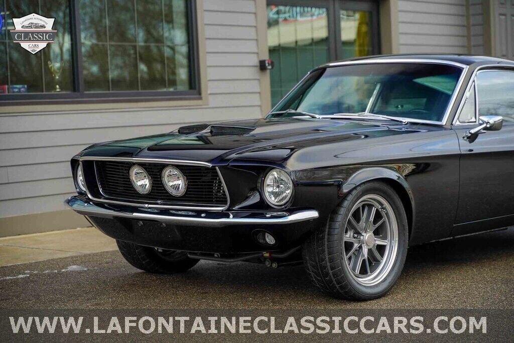 Ford-Mustang-Coupe-1967-Black-Black-201-13