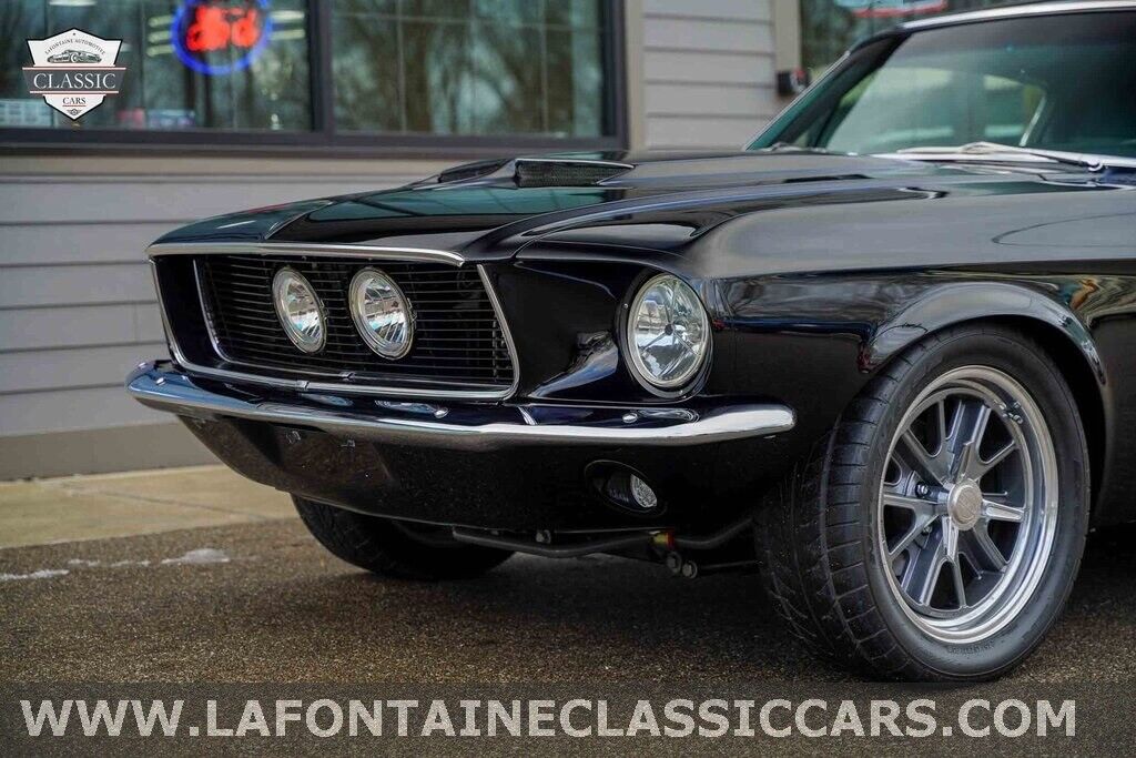 Ford-Mustang-Coupe-1967-Black-Black-201-20