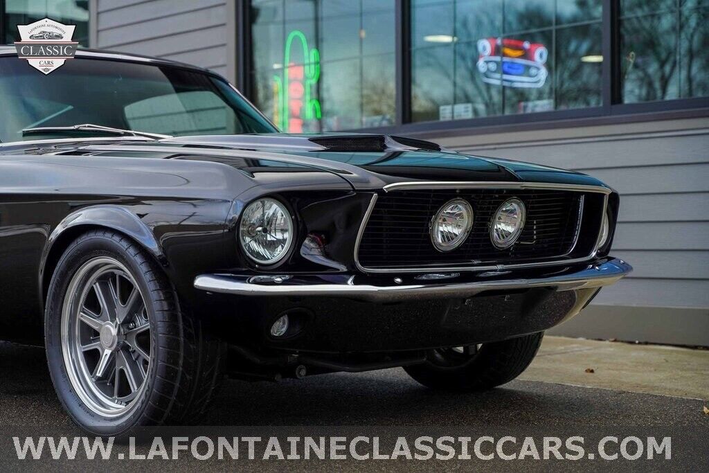 Ford-Mustang-Coupe-1967-Black-Black-201-34