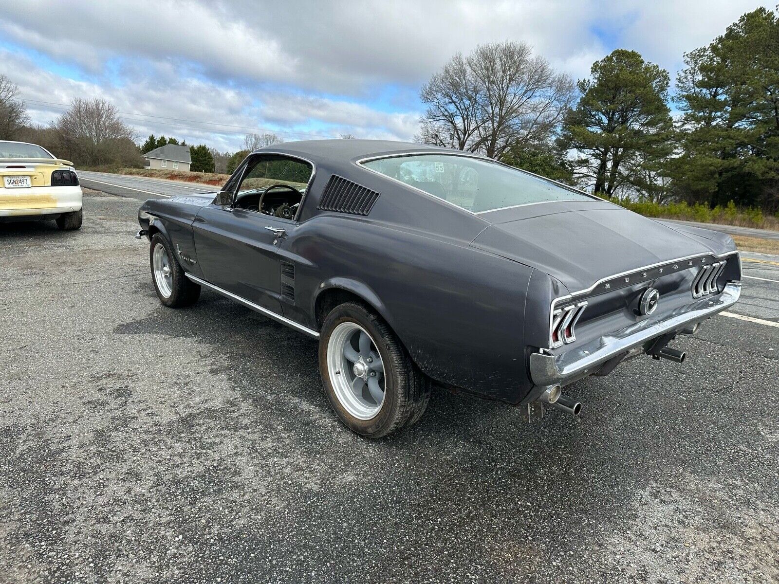 Ford-Mustang-Coupe-1967-Gray-19867-2