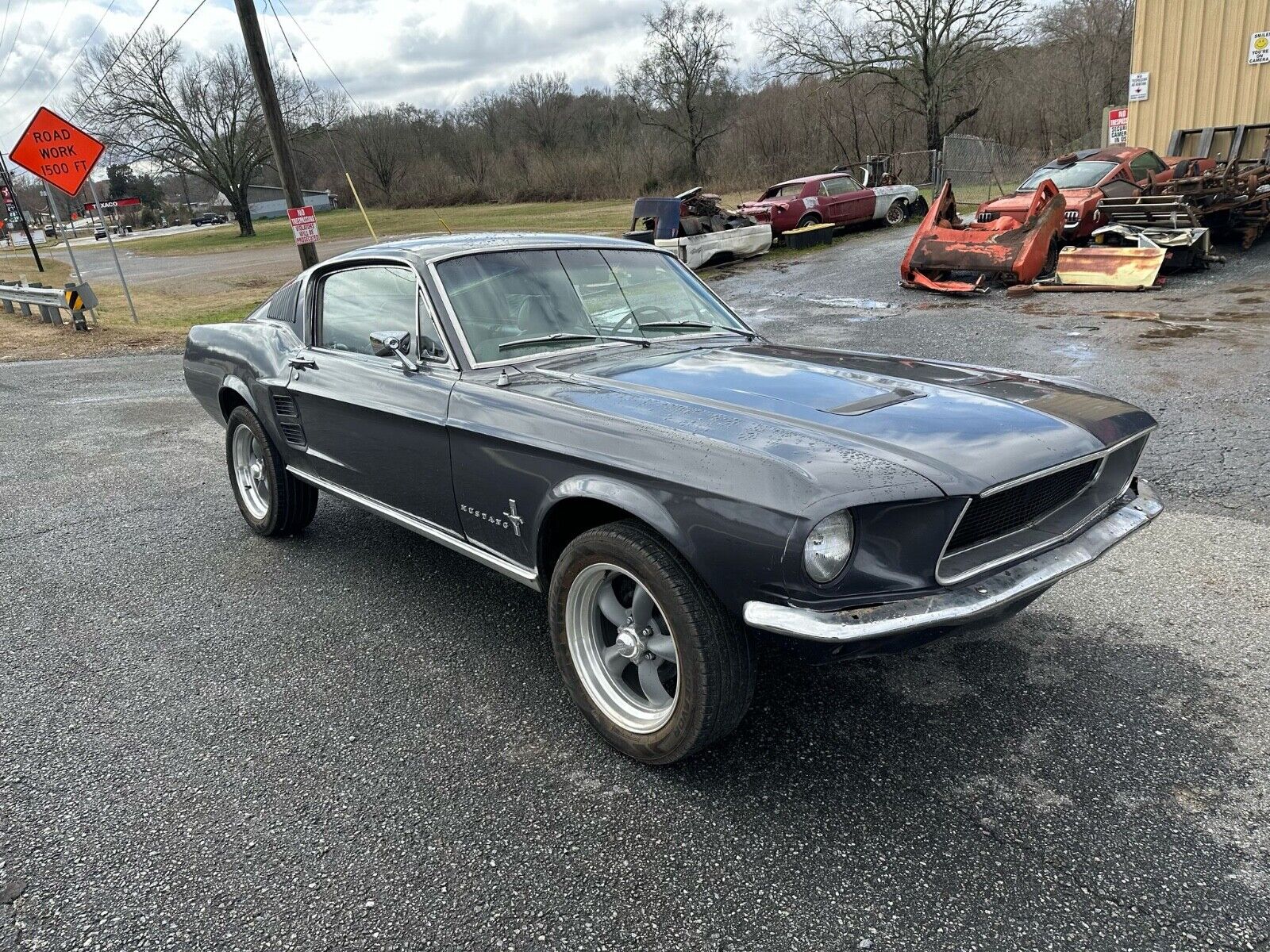 Ford-Mustang-Coupe-1967-Gray-19867-3