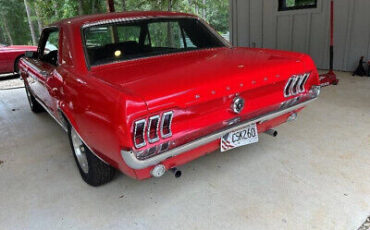 Ford-Mustang-Coupe-1967-Red-Black-41746-1