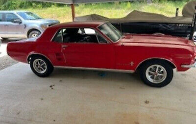 Ford-Mustang-Coupe-1967-Red-Black-41746-5