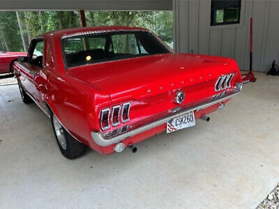 Ford-Mustang-Coupe-1967-Red-Black-41746-8