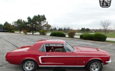 Ford-Mustang-Coupe-1967-Red-Red-72435-4