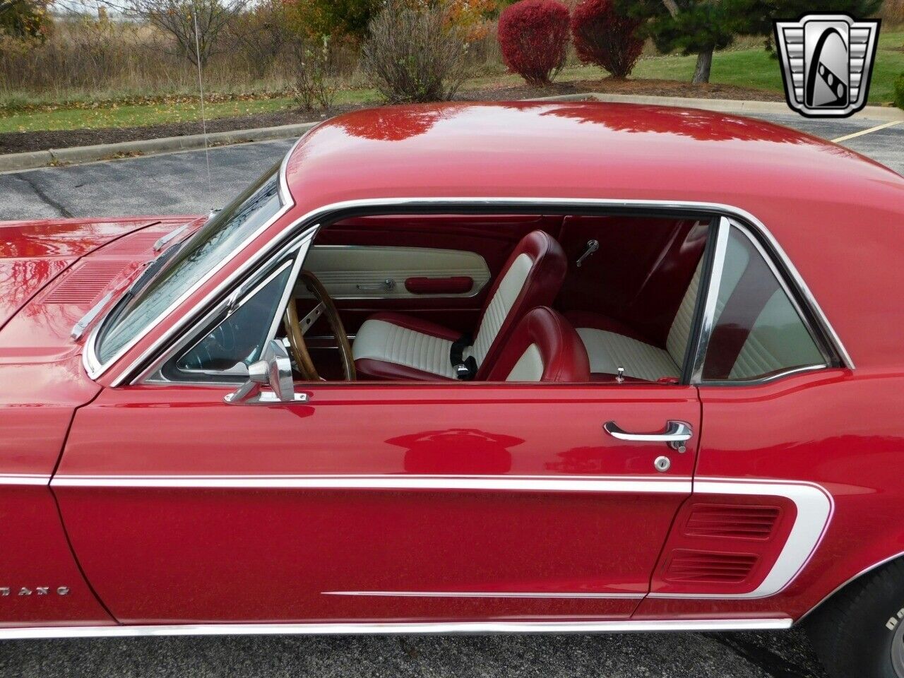 Ford-Mustang-Coupe-1967-Red-Red-72435-9