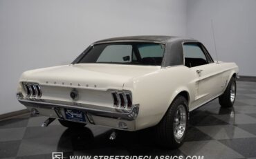 Ford-Mustang-Coupe-1967-White-Black-53215-11