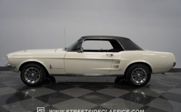 Ford-Mustang-Coupe-1967-White-Black-53215-2