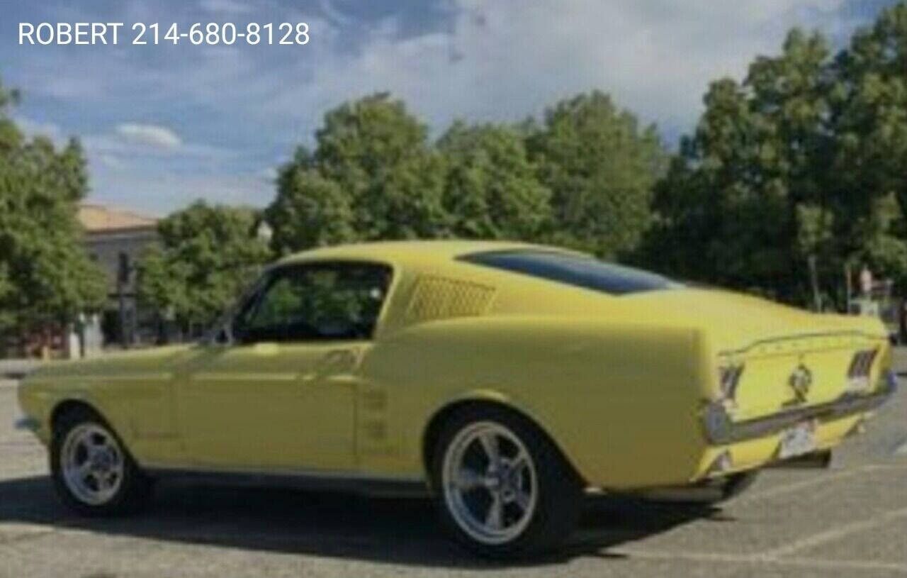 Ford-Mustang-Coupe-1967-Yellow-Black-3219-3