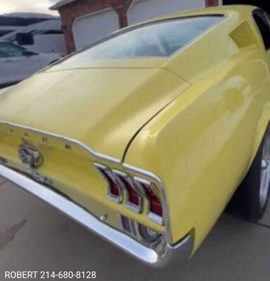 Ford-Mustang-Coupe-1967-Yellow-Black-3219-8