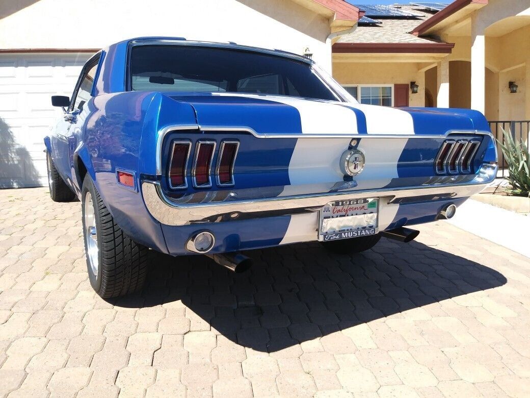 Ford-Mustang-Coupe-1968-Blue-Black-64990-4