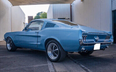 Ford-Mustang-Coupe-1968-Blue-Red-2-5