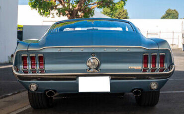 Ford-Mustang-Coupe-1968-Blue-Red-2-6