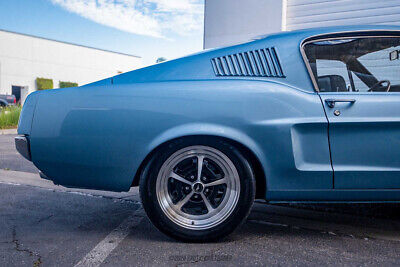 Ford-Mustang-Coupe-1968-Blue-Red-2-9