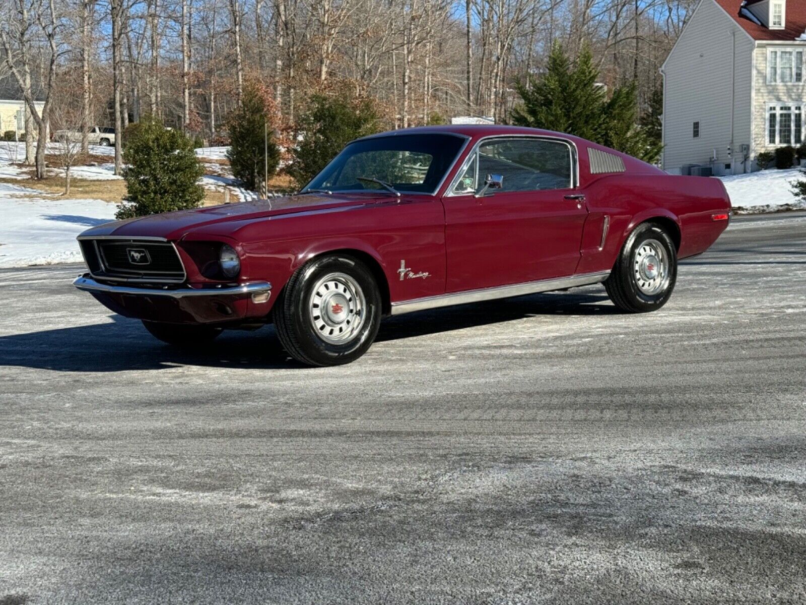 Ford-Mustang-Coupe-1968-Burgundy-136794-1