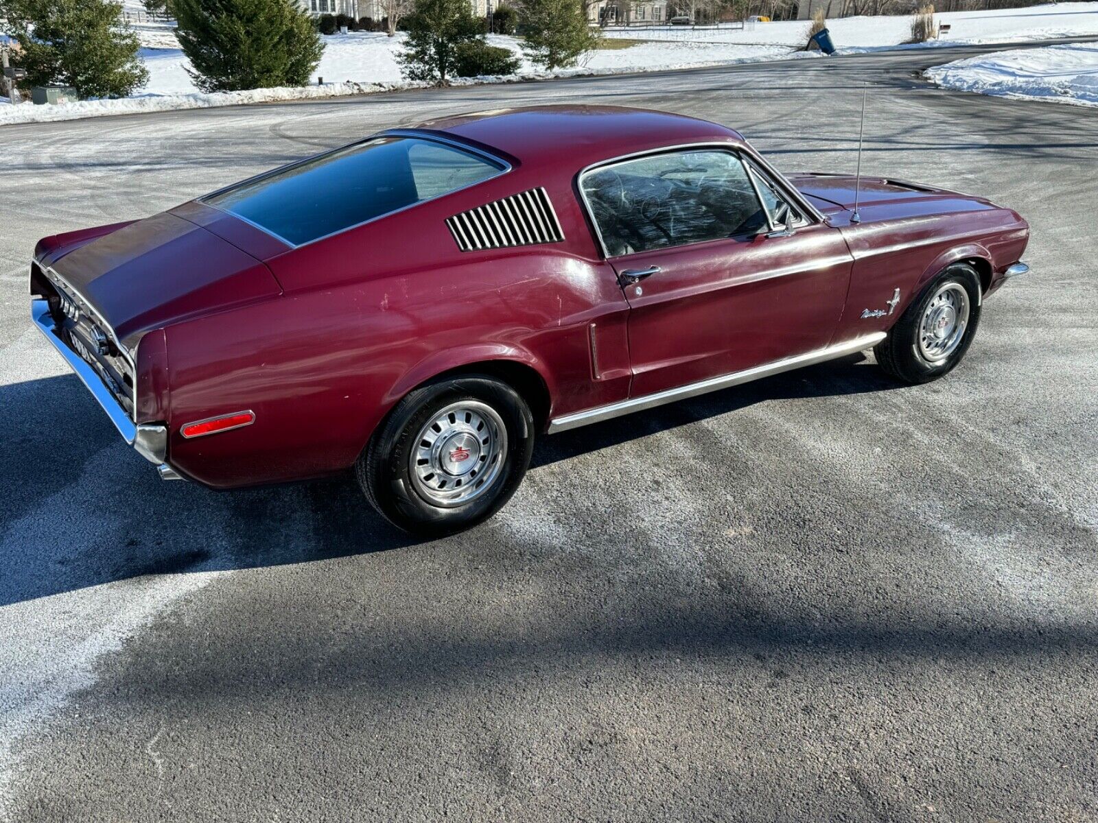 Ford-Mustang-Coupe-1968-Burgundy-136794-5