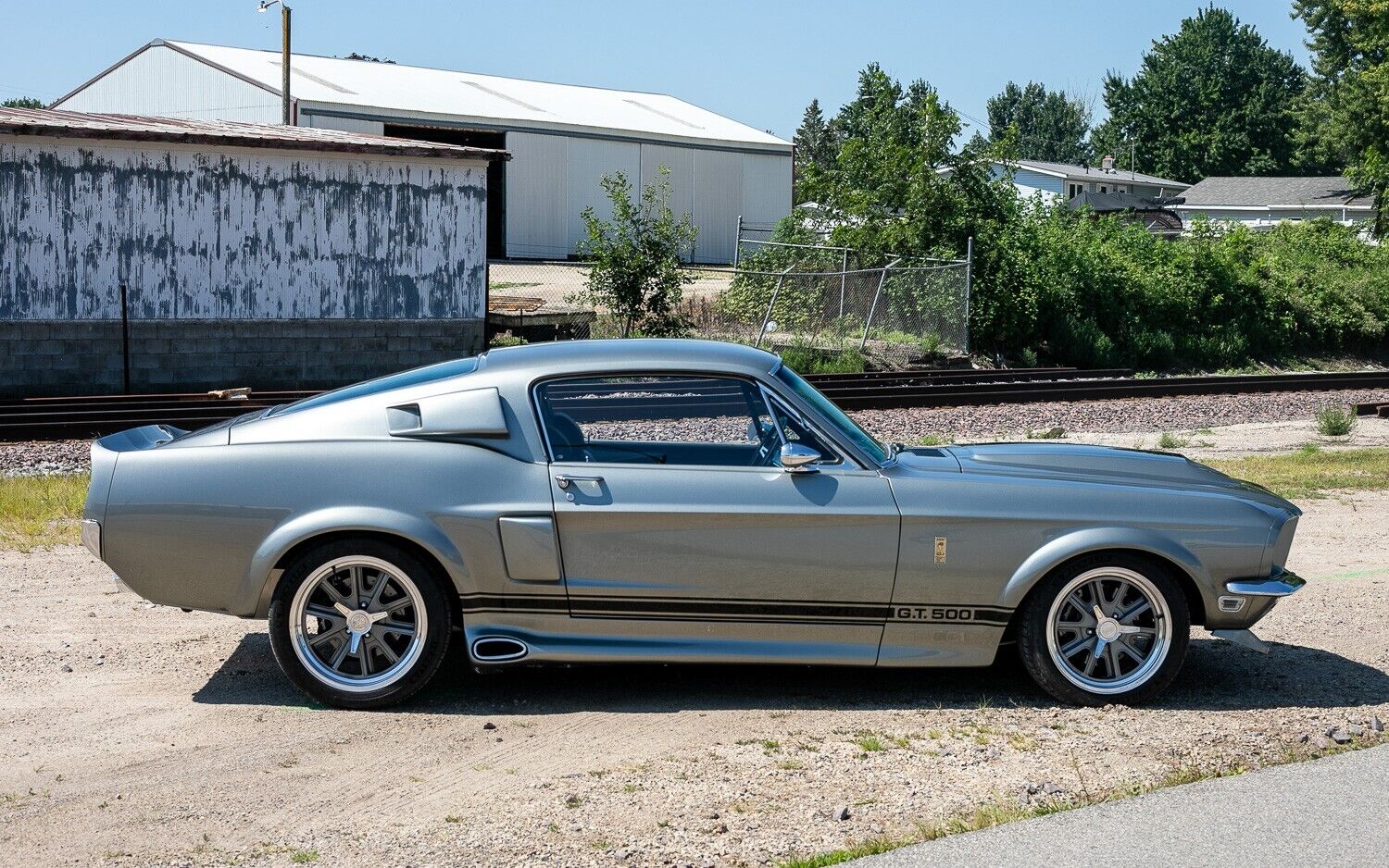 Ford-Mustang-Coupe-1968-Gray-Black-2417-1