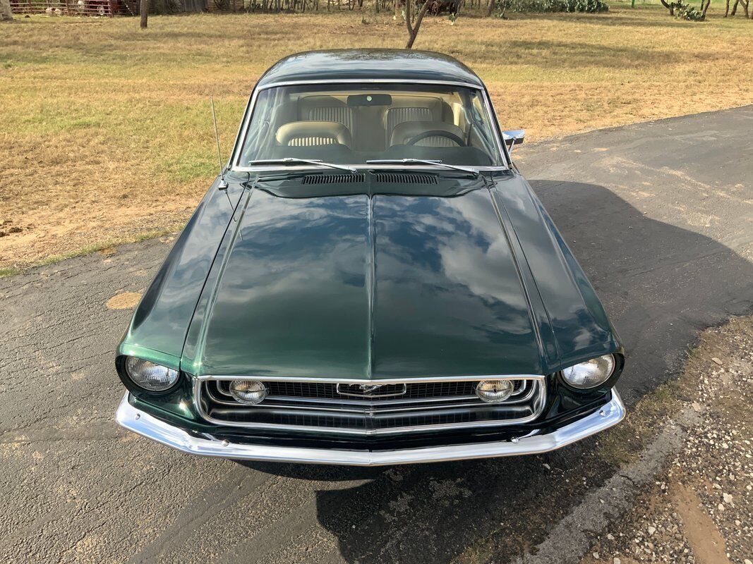 Ford-Mustang-Coupe-1968-Green-Tan-29375-8