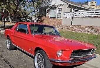 Ford-Mustang-Coupe-1968-Red-Black-15350-5