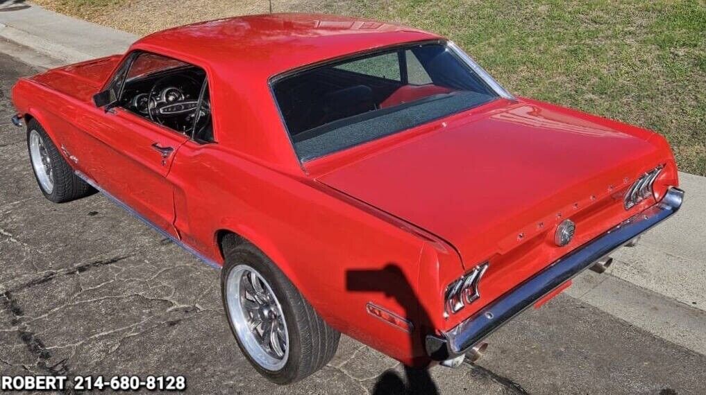 Ford-Mustang-Coupe-1968-Red-Black-15350-7