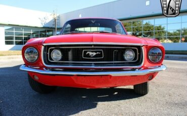 Ford-Mustang-Coupe-1968-Red-Black-38916-10