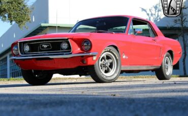 Ford-Mustang-Coupe-1968-Red-Black-38916-2