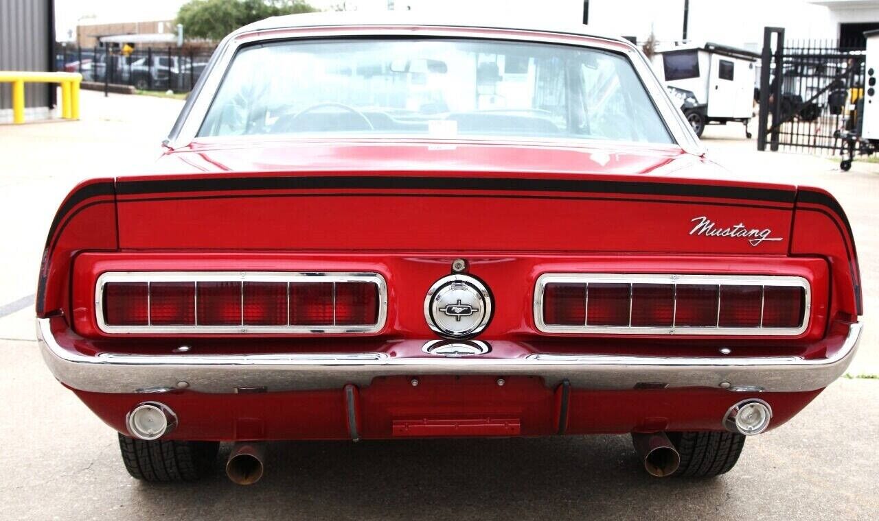 Ford-Mustang-Coupe-1968-Red-Black-73098-37