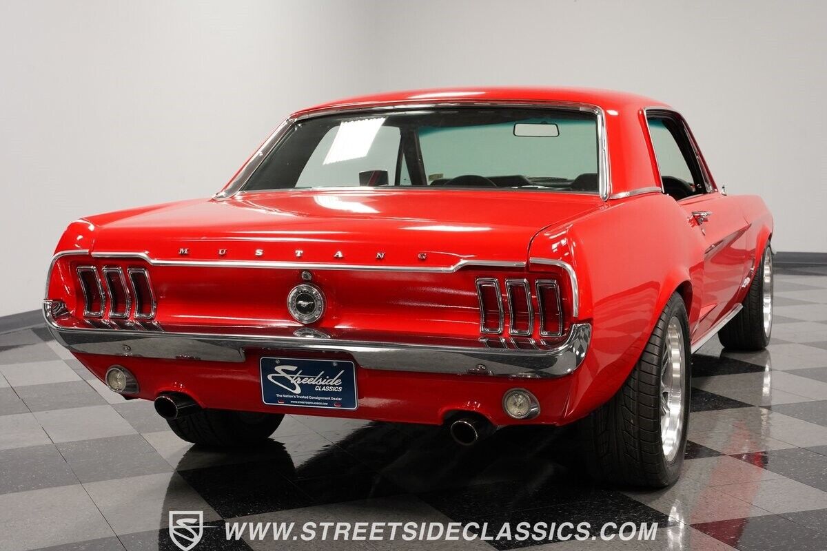 Ford-Mustang-Coupe-1968-Red-Black-7981-11