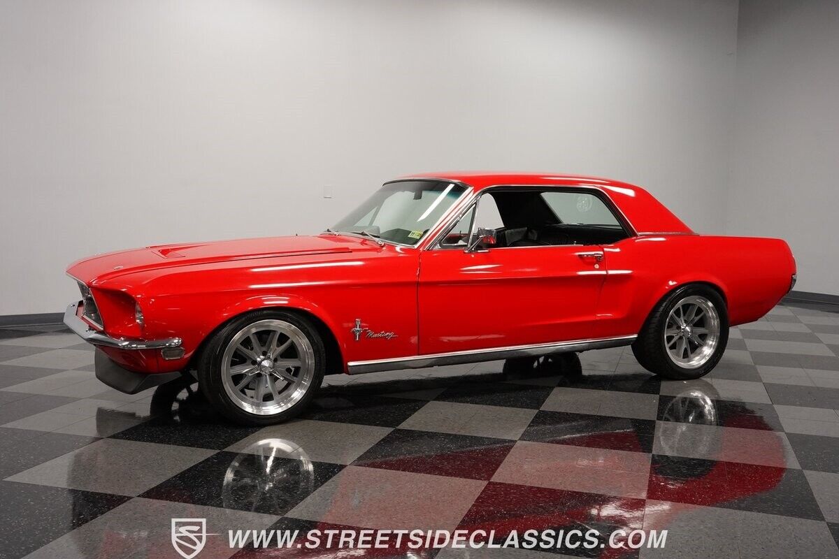 Ford-Mustang-Coupe-1968-Red-Black-7981-6