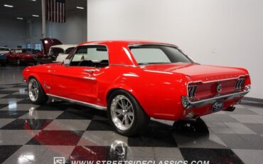 Ford-Mustang-Coupe-1968-Red-Black-7981-9