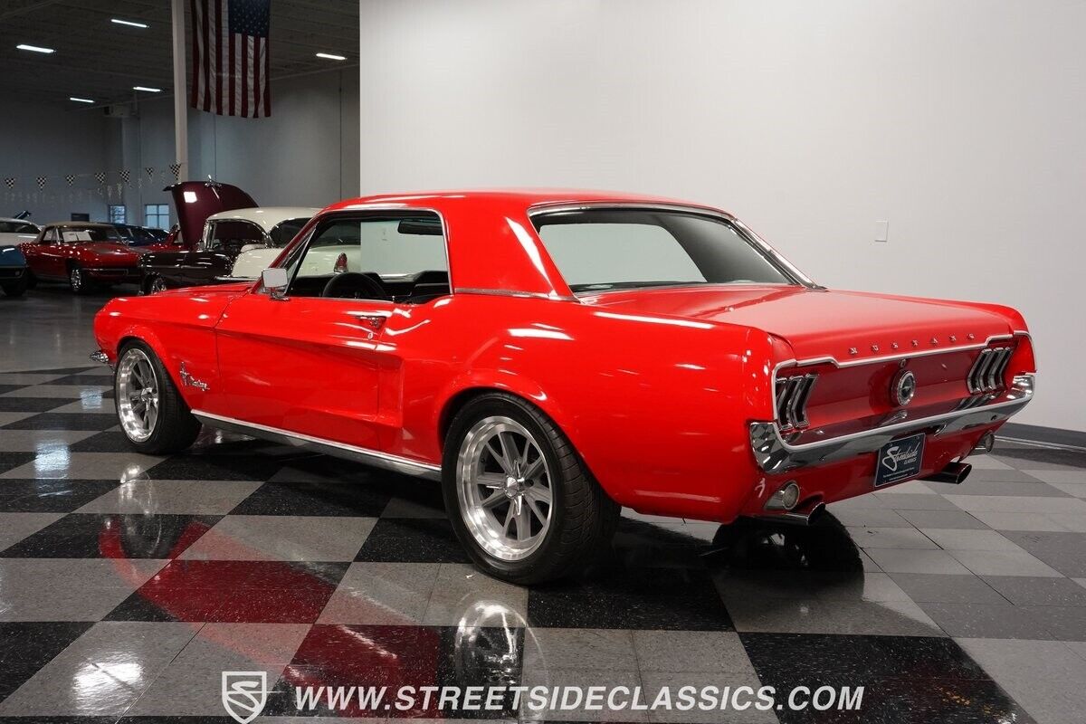 Ford-Mustang-Coupe-1968-Red-Black-7981-9