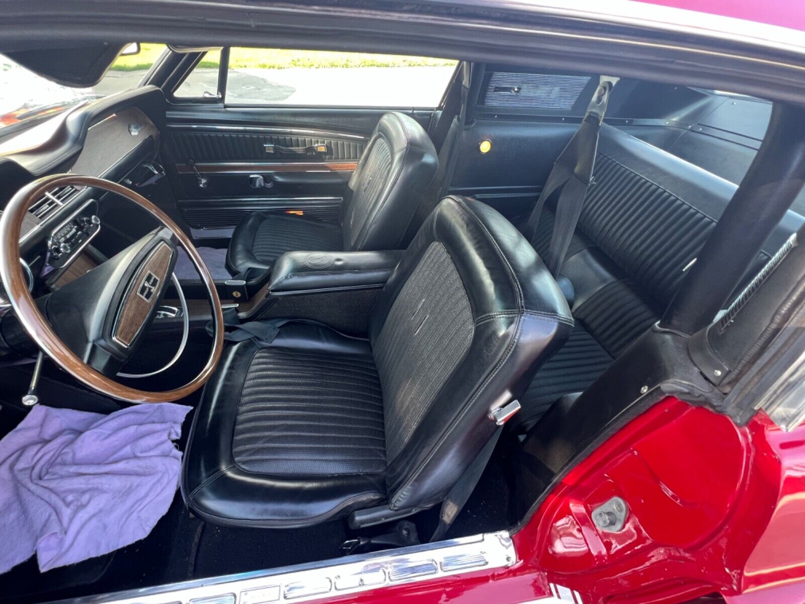 Ford-Mustang-Coupe-1968-Red-Black-99277-7