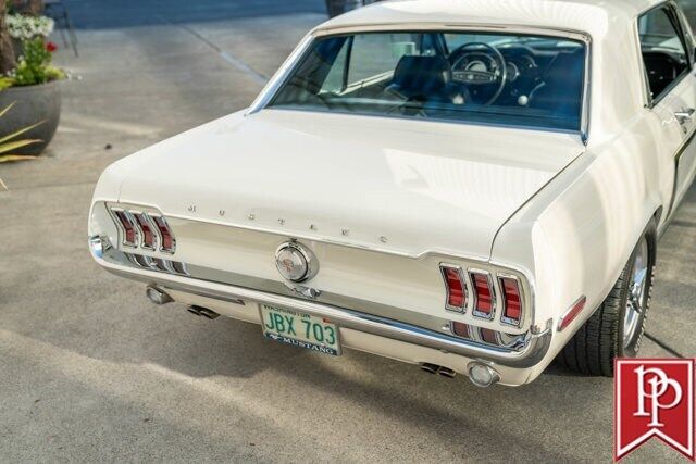 Ford-Mustang-Coupe-1968-White-Black-608-11